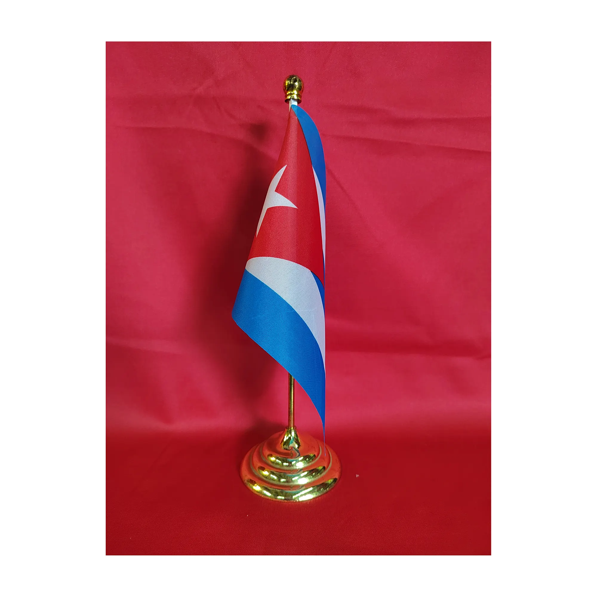 Personalizado Cuba alta calidad impresión Digital doble cara Mini 14*21cm Bandera de mesa pequeña bandera de mesa brillante bandera de mesa