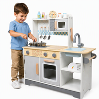 Set Mainan Dapur Kayu dengan Microwave, Wastafel, Keran, Jam, dan Peralatan Masak, Dilengkapi Tempat Penyimpanan untuk Balita