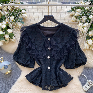 Chemisier à col Peter Pan en dentelle et manches bouffantes pour femme, avec ourlet à volants, tendance - Product Image 3