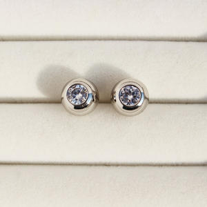 High quality New Fashion 24k Golden Earring Designs White <b>Stone</b> Stud Earrings <b>hot</b> selling for ladies - Product Image 3