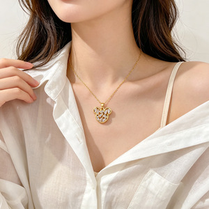 Fanhua Jewelry Tiktok Hot Selling Tarnish Free Stainless Steel Waterproof Gold Plated Mouse <strong>Necklace</strong> - Product Image 3