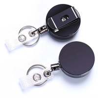 Portacredenciales Retráctil de Metal Gris de 4 cm con Soporte Vertical para Tarjeta de Identificación y Cable Retráctil para Tarjetas de Crédito