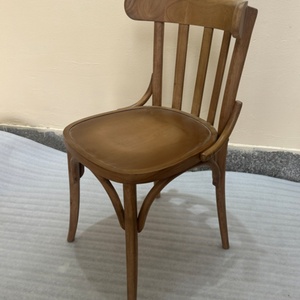 Chaise de salle à manger en chêne massif antique à dossier haut pour restaurant - Product Image 2