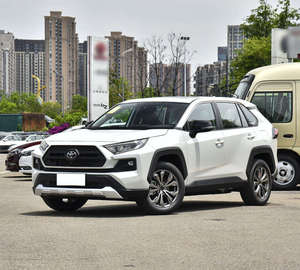 Venta Especial 2025 <span class=keywords><strong>Rav</strong></span> <span class=keywords><strong>4</strong></span> SUV Elegante Toyo Ta <span class=keywords><strong>RAV</strong></span> <span class=keywords><strong>4</strong></span> Diseño Popular Volante a la Izquierda Caja de Cambios Automática Nuevo Auto de Gasolina EV Venta de Exportación - Product Image 3