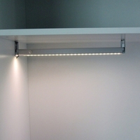 Luz de armario de 12 voltios, sensor de movimiento LED, colgador de armario, barra de luz de armario para muebles de hotel de hostelería