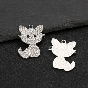 Pendentif lame de rasoir en forme de pistolet, collier, breloques en métal pour décoration de chaussures, étuis et objets divers - Product Image 4