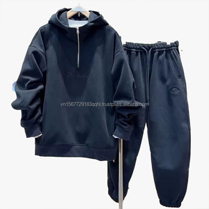 เสื้อฮู้ดซิปครึ่งตัวสไตล์ใหม่สำหรับฤดูใบไม้ร่วงและฤดูหนาว ชุดลำลองสำหรับผู้ชาย ผ้าฟลีซ ชุดกีฬา ปักลายตัวอักษร กางเกงขายาวแบบมีขอบยางยืด - Product Image 4