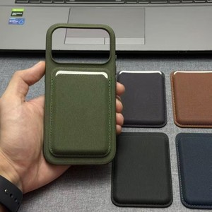 เคสโทรศัพท์แบบแม่เหล็กอเนกประสงค์พร้อมช่องใส่บัตรหนังลายทอเทคโนโลยี IC พร้อมที่ใส่โทรศัพท์มือถือ รองรับโลโก้ OEM ของแท้ - Product Image 3