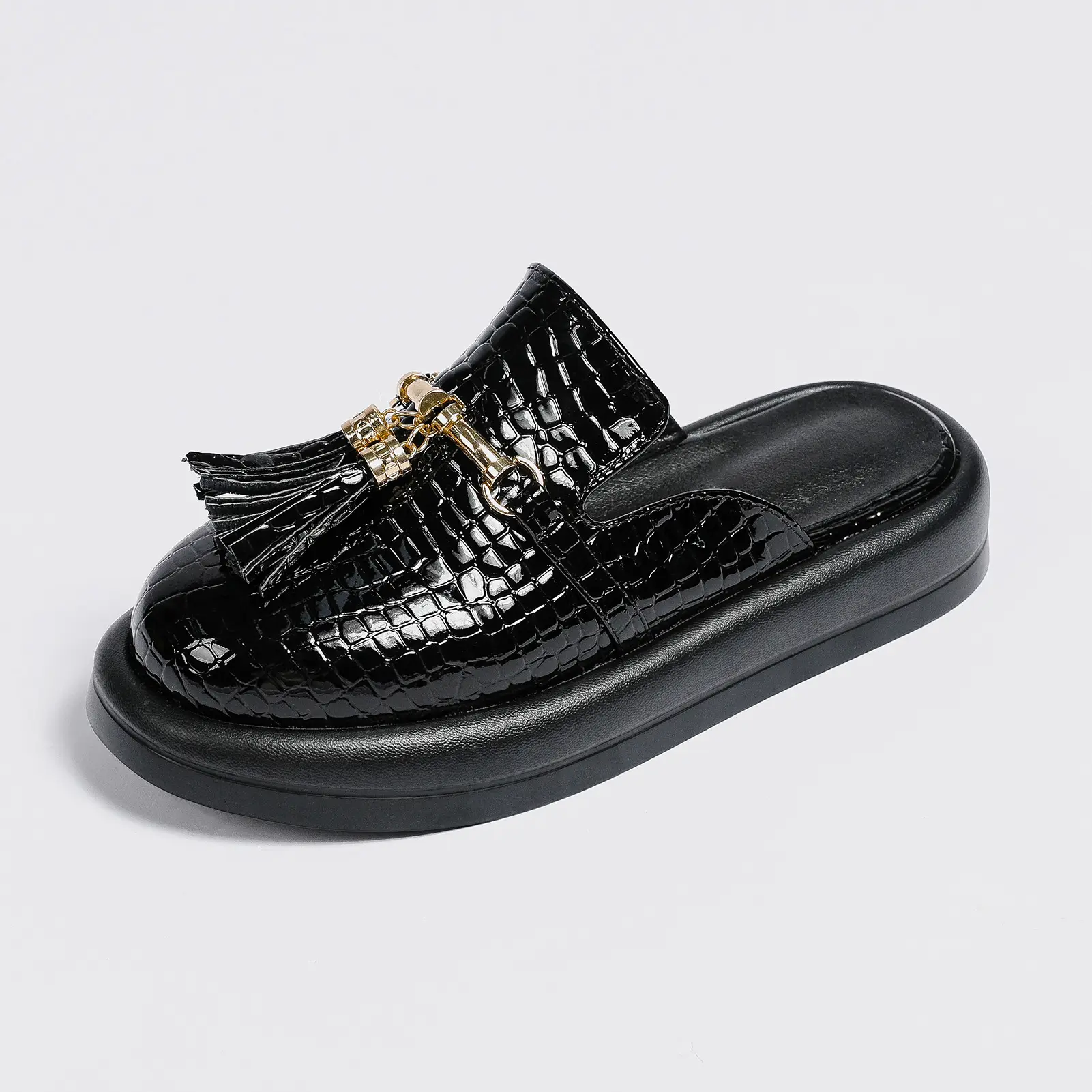2024 New Garden Women's Leather Clogs Fashionable Flat Bottom Slippers Luxury Designer Non slip Soft Muller Shoes