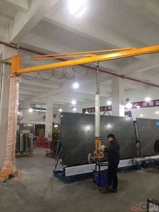Nuovo Braccio Robotico Elettrico per Manipolazione Vetro, Alimentato a Batteria, Sollevatore a Vuoto per Vetro con Controllo Manuale, Capacità 400kg per Costruzioni - Product Image 4
