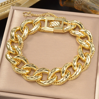 Pulsera de Cadena Cubana de Lujo, Gruesa, con Grabado en Relieve, Chapada en Oro, Eslabones Grandes, Hebilla Cuadrada, Cadena de Seguridad, Estilo Hip Hop para Mujer