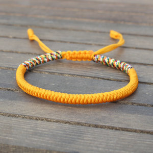 Pulseras trenzadas de la amistad, cuerda roja tibetana de macramé, hecha a mano, ajustable, de la suerte, budista, 2022 - Product Image 5