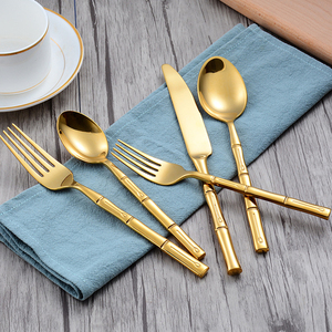 Set di posate in acciaio inossidabile a forma di bambù color oro brillante di alta qualità per produzione su larga scala, con coltello, forchetta e cucchiaio - Product Image 2