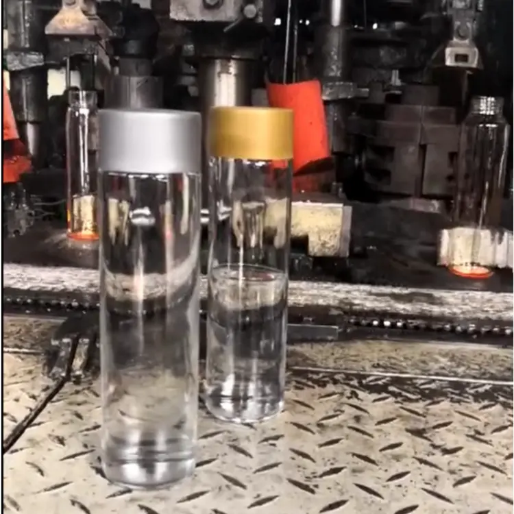 Garrafa de vidro voss 250ml, frasco de vidro com tampas plásticas para parafuso de plástico, 350ml/750ml/500ml/16 oz