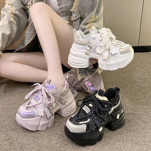 Sneakers Casual da donna <span class=keywords><strong>con</strong></span> Logo Dropshipping personalizzato e viola chiaro 2024 scarpe firmate per donna - Product Image 2