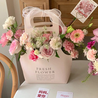 Boîte-cadeau de fleurs fraîches Papier de peau de vache Panier de fleurs à main Sac d'emballage floral Boîte vide Boîte d'emballage.