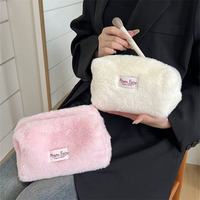 Pochette de maquillage en peluche personnalisée, mignonne, chiot et ours, pochette de voyage moelleuse, pochette de toilette portable pour soins de la peau