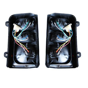 ไฟท้ายมิตซูบิชิ L300 รุ่น MB527316 MB527315 ซ้ายและขวา แบบฮาโลเจน สำหรับรุ่นปี 1986-2004 - Product Image 4