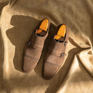 รองเท้าผู้ชายสไตล์อังกฤษคลาสสิกคุณภาพสูง สำหรับใส่ทำงานหรือลำลอง ดีไซน์ทันสมัย ใส่สบาย ระบายอากาศได้ดี เหมาะสำหรับฤดูใบไม้ร่วง - Product Image 5