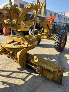 Motoniveladora Caterpillar CAT140H usada de alta calidad Horas bajas con motor de componentes básicos y caja de cambios - Product Image 3