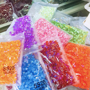 Yantuo AB Non Hotfix Strass Großhandel Non Hot Fix Glas Nocti lucent Neon Luminous Nail Art Strass für Nial Dekoration - Product Image 5