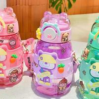 Nouvelles Bouteilles d'Eau en Plastique Grande Capacité pour Enfants 2026 – Gourdes Portables à Paille de 600 ml pour Filles, Motif Dessin Animé, Idéales pour l'École