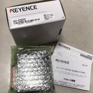 KEYENCE KV-C32TD KV-C32TA KV-C32TC KV-C32TCP 16-point <b>Screw</b> Terminal <b>Block</b>, MOSFET (Sink) New and Original - Product Image 4