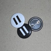 Accessoires quotidiens pour manteaux : Broche en métal léger et portable avec impression offset, badge nominatif personnalisé – Cadeau de fêtes