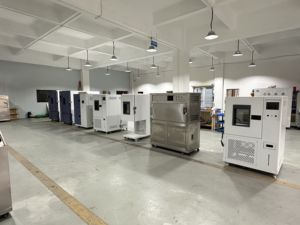 Machine <span class=keywords><strong>programmable</strong></span> de chambre d'humidité à haute basse température testeur de chambre d'humidité à température constante - Product Image 4