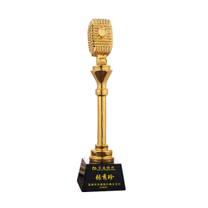 Expédition rapide Sublimation sablage grand Microphone résine trophée tasse moule en silicone pour trophée en résine avec Base en cristal noir K9 - Product Image 1