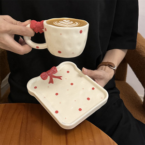 Taza y Platillo de Porcelana con Relieve de Oso Pintado a Mano, Estilo Vintage Francés, Forma de Arco, 220 ml, para Té de la Tarde, Postre, Platos para Pan - Product Image 2