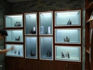 Boîte d'affichage holographique interactive tactile <span class=keywords><strong>3D</strong></span> FHD personnalisée de <span class=keywords><strong>10</strong></span> à 86 pouces, écran LCD transparent, vitrine Holobox - Product Image 2