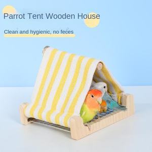 Filet de fond de perroquet Triangle écologique abri pour oiseaux en bois pivoine nid d'oiseau avec habitat de soulagement des morsures pour l'atténuation de l'ennui - Product Image 5