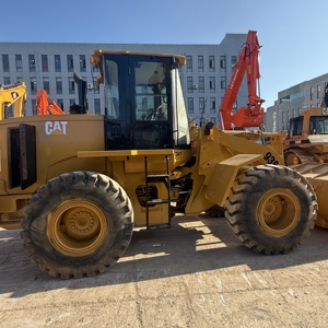 รถตักล้อยาง CAT 938G 9 ตัน ปี 2020 มือสอง อุปกรณ์หนักสำหรับงานก่อสร้าง พร้อมเครื่องยนต์ Caterpillar เกียร์ ปั๊ม และลูกปืน - Product Image 4