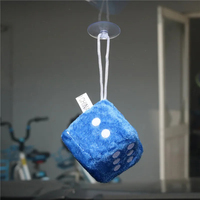 QP081 décorations intérieures de voiture rétroviseur pendentif Cube pendentif jouets en peluche pour enfants accessoires intérieurs pour enfants