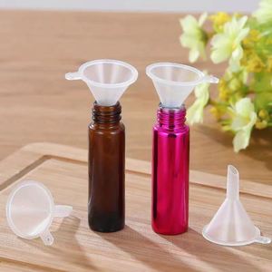 Botella de Vidrio Redonda de 10 ml de Alta Calidad para Perfume o Aceite Esencial, con Rodillo de Acero para Serigrafía - Product Image 4