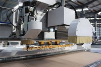 Máquina CNC Multifuncional Industrial 2130 para Fabricación de Muebles de MDF con Sierra de Corte y Etiquetado M-Shine CNC