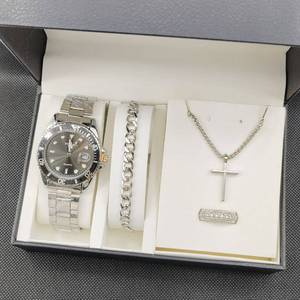 Ensemble de 4 montres et bracelets à quartz pour hommes-Bracelet en acier tendance-Accessoires simples YuSa886 - Product Image 4