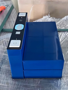 Cellule de batterie prismatique lithium-ion CALB Grade A+ 3.7V 113Ah 118ah 161ah 169ah L221N113 NMC pour véhicule électrique EV - Product Image 2