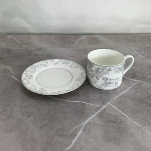 Ensemble de tasses et soucoupes à expresso en porcelaine fine, motif tigre créatif, 12 pièces, résistant à la chaleur, design italien moderne et luxueux, pour la famille - Product Image 5