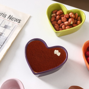 Custom heart-shaped <b>ceramic</b> bowls/<b>dishes</b>/sauce <b>dishes</b> for cakes, desserts, and <b>baking</b>; custom designs and samples are welcome. - Product Image 2