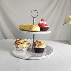 Bandeja de servicio decorativa con mango y bordes dorados de mármol blanco, a granel