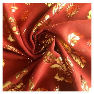 Tela 100 poliéster con estampado metálico <span class=keywords><strong>crep</strong></span> cey, color dorado y plateado, 180D - Product Image 1
