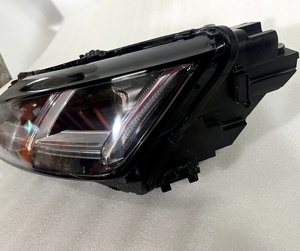 ไฟหน้า LED คุณภาพสูงสำหรับอัพเกรดรถยนต์ ชุดไฟหน้าสำหรับ TT-TTS ปี 2015-2017 สำหรับระบบไฟส่องสว่างรถยนต์ - Product Image 3
