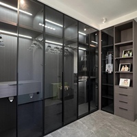 Dressing sur mesure pour toute la maison, super grand, en forme de U, moderne, pour chambre à coucher, villa, avec bureau intégré et coiffeuse