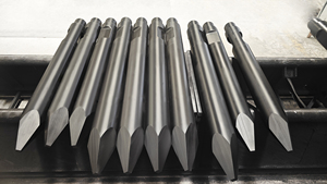 阿特拉斯MB500 <span class=keywords><strong>MB750</strong></span> MB1000 MB1200 MB1200 MB1500 MB1600 MB1700 Copco破碎机凿子液压锤Moil点挖掘机工具 - Product Image 5