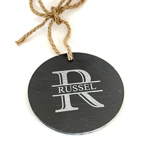 Ornement de vacances de Noël marié gravé au laser ficelle arbre à cordes peint ardoise cadeau pour un couple de jeunes mariés - Product Image 6