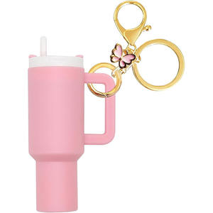 40oz vaso taza llavero Mini taza llavero Stan taza accesorios llavero bolso mochila mariposa encanto bálsamo <span class=keywords><strong>labial</strong></span> llavero - Product Image 1