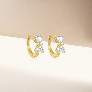 ROXI Pendientes de Aro Huggies de Plata de Ley 925 Bañados en Oro de 18K con Lazo de Circonita Incrustada para Mujer - Product Image 6