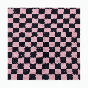 Alfombra personalizable de tablero de ajedrez Rosa Beni Ouarain, alfombra de lana con mechones hecha a mano con patrón geométrico para uso doméstico - Product Image 1